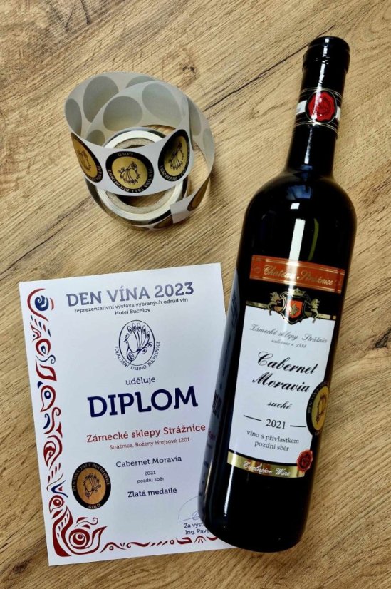 Cabernet Moravia 2021 - pozdní sběr - suché 0,75l