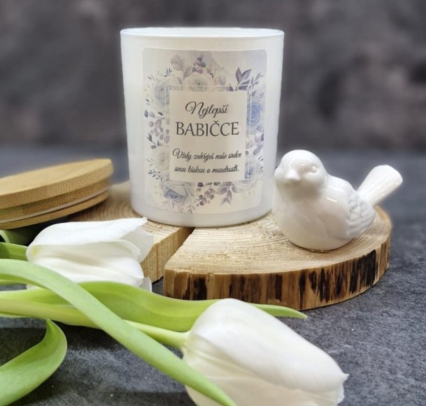 Vonná sójová svíčka s etiketou Nejlepší babičce - 200g